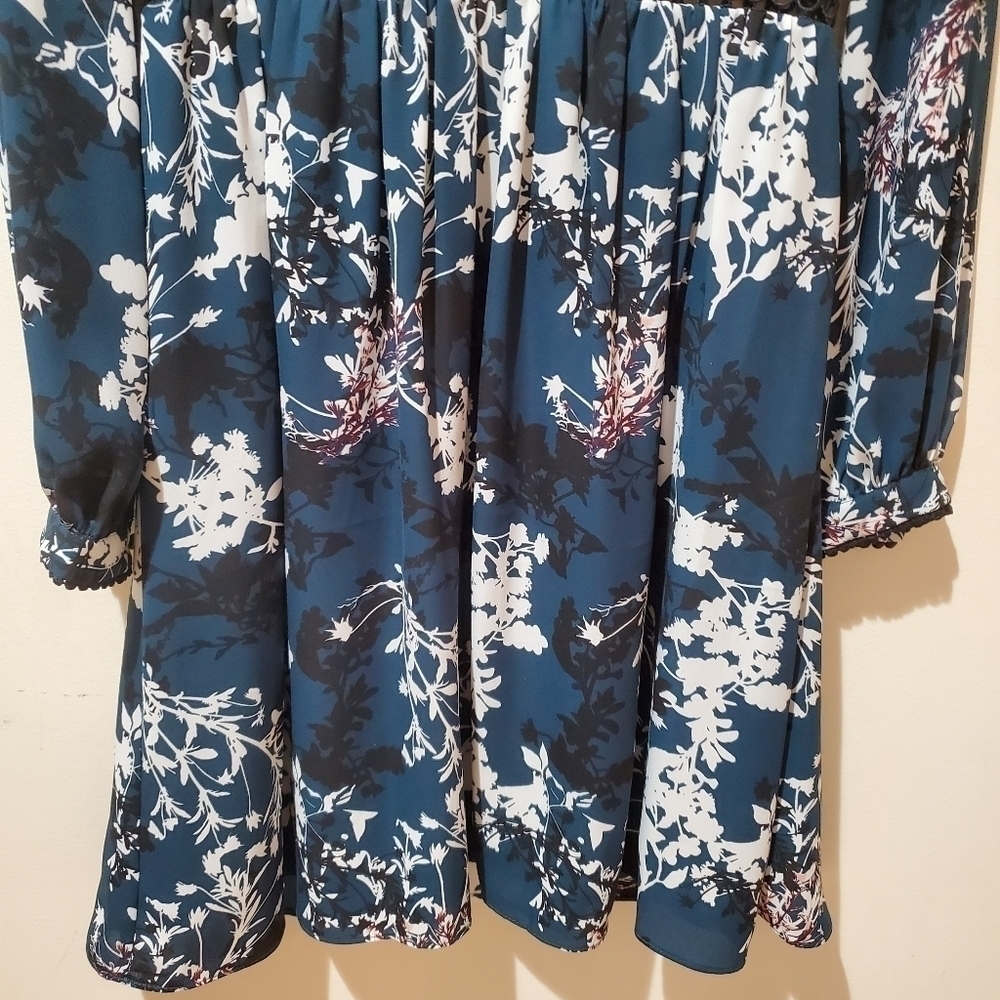 Sam Edelman V-Neck Knit Trim Print Dress NWOT - Picture 5 of 14